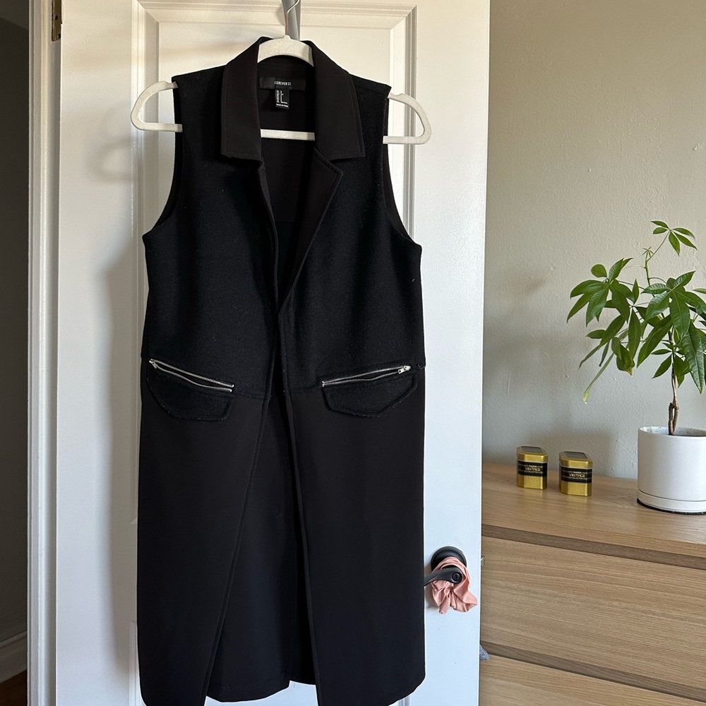 Sleeveless long duster